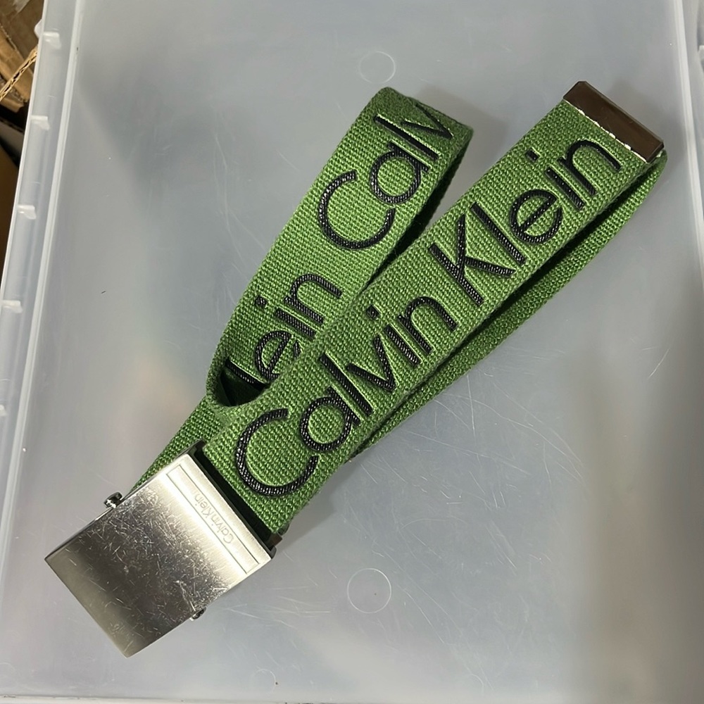 Calvin Klein Men’s Belt Size Medium